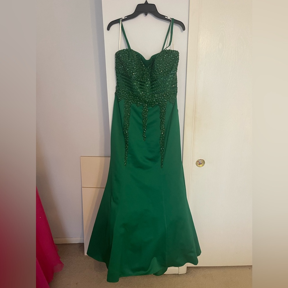 Janique Emerald Gown